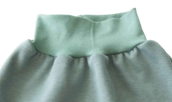 Dusty mint Dusty mint